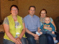 Natascha und Stefan Uetrecht mit Levi und Angelika Ahler2