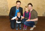 Melanie und Frank Reddehase mit Josina und Henri