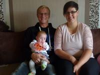 Carolin und Florian Wapplitz mit Nora