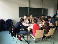 Lerngruppe in der Notunterkunft B�bbecke
