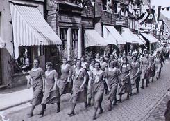 Veranstaltung zum 1. Mai 1933 in L�bbecke, hierin der Langen Stra�e
