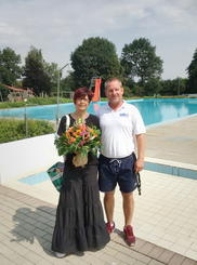 Blumengru� im Bad