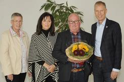 Heinrich Knost als Schulhausmeister in den Ruhestand verabschiedet