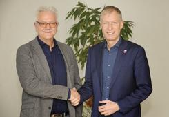 Karl-Heinz Nunnenkamp feiert 40-j�hriges Dienstjubil�um