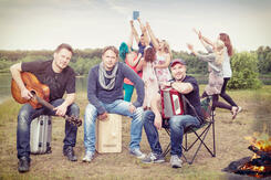 Zu Gast beim Sommerfest im Freibadpark: Das Osnabr�cker Akustik-Trio Thirty Toes