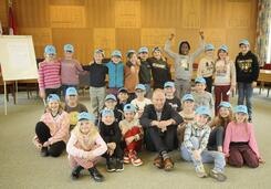 Gruppenbild mit B�rgermeister