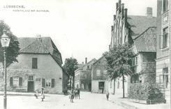 Marktplatz, LK, mit Gaslaterne und Rathaus, um 1910