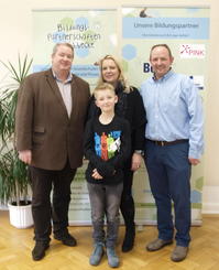 Spenden�bergabe_aus_der_Herrenweihnacht
