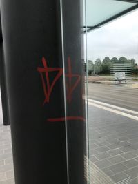 Schmierereien Busbahnhof 3