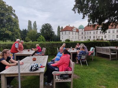 ZWAR-Tour: H�nnefeld