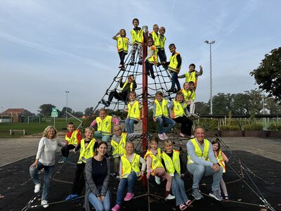 Warnwesten_Oppenwehe_2024