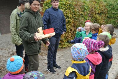 selbstgebaute LKW f�r Kindergarten Wehdem