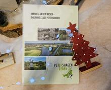 Buch Wandel an der Weser - 50 Jahre Stadt Petershagen (quer)