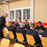 Bild vergr��ern: Gro�er Zapfenstreich zur Verabschiedung der Wehrf�hrung der Stadt Petershagen