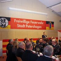 Bild vergr��ern: Gro�er Zapfenstreich zur Verabschiedung der Wehrf�hrung der Stadt Petershagen