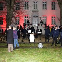 Bild vergr��ern: Gro�er Zapfenstreich zur Verabschiedung der Wehrf�hrung der Stadt Petershagen
