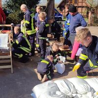 Bild vergr��ern: 2025-03-25 Hochwasserschutz�bung in H�vern