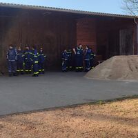 Bild vergr��ern: 2025-03-25 Hochwasserschutz�bung in H�vern