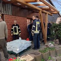 Bild vergr��ern: 2025-03-25 Hochwasserschutz�bung in H�vern
