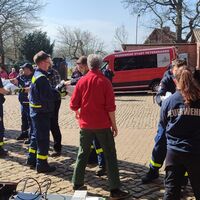 Bild vergr��ern: 2025-03-25 Hochwasserschutz�bung in H�vern