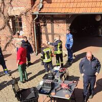 Bild vergr��ern: 2025-03-25 Hochwasserschutz�bung in H�vern
