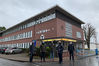 Schl�ssel�bergabe