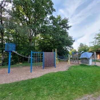 Spielger�te am Nachbarschaftszentrum