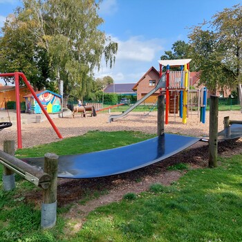 Spielplatz Grundschule Isenstedt