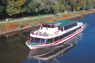 Tagesausflug mit dem Schiff