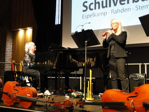 Leta Henderson und Mechthild Br�ckling