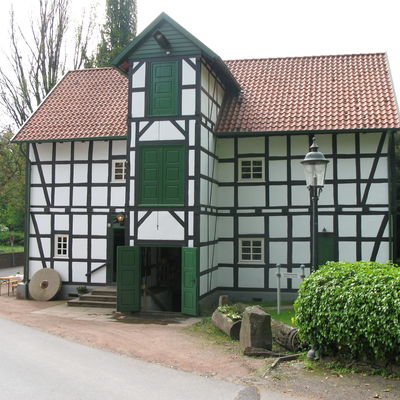 Frontansicht der Gutswasserm�hle
