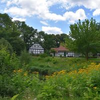 Kurpark mit Kulturscheune Rothenuffeln