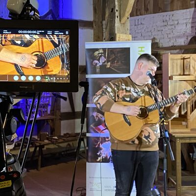 3.Live-Sendung-4