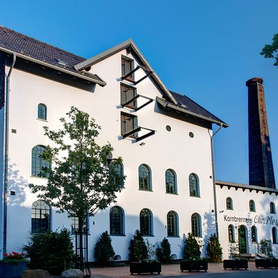 2.15_Alte Brennerei Hille_stationsfoto_kirschbaum