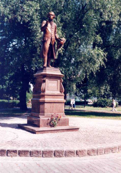 Das Denkmal von Emanuel Kant
