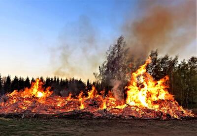 Osterfeuer Pixabay