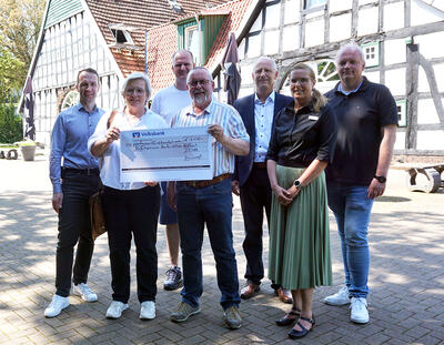 Spenden�bergabe FLASHBACK