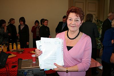 in den Ruhestand verabschiedet: Kaja Land