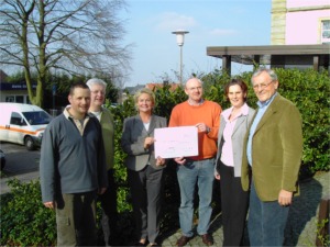 Spenden�bergabe Jugendzentrum